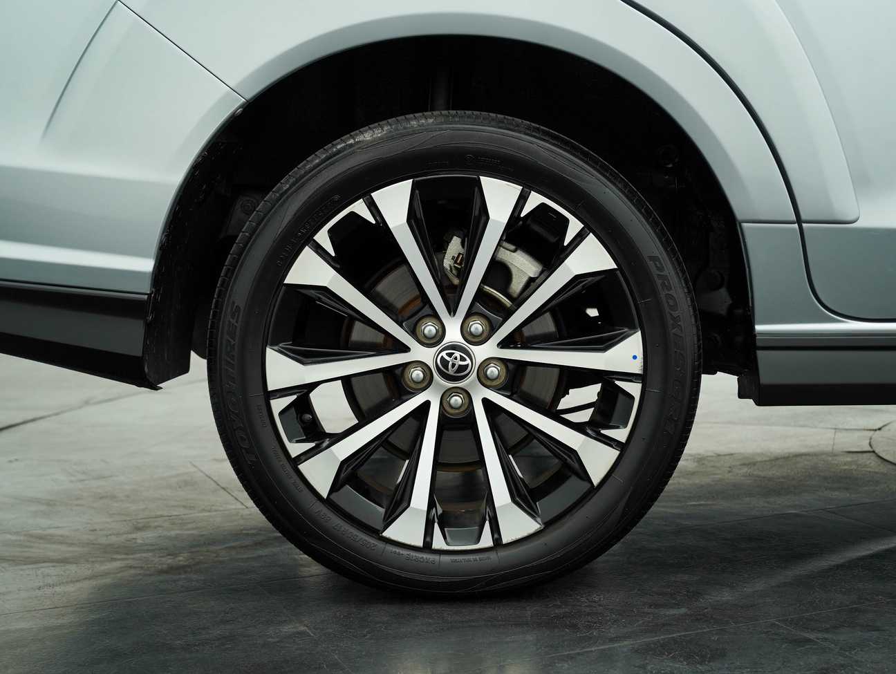 terpakai 2022 Toyota Veloz  1.5