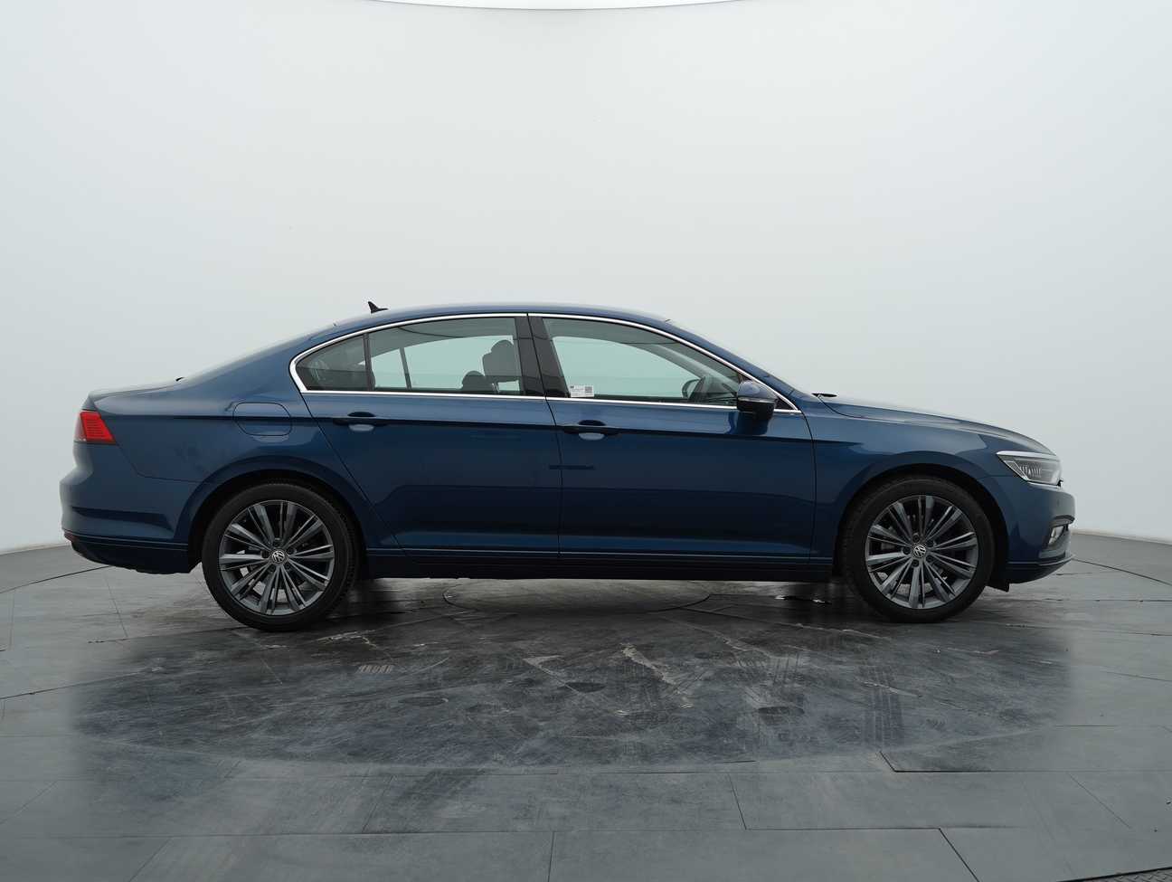 terpakai 2020 Volkswagen Passat Elegance 2.0