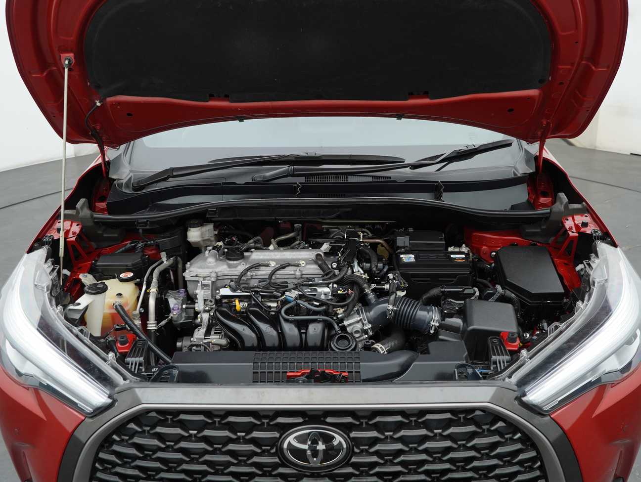 used 2022 Toyota Corolla Cross V 1.8