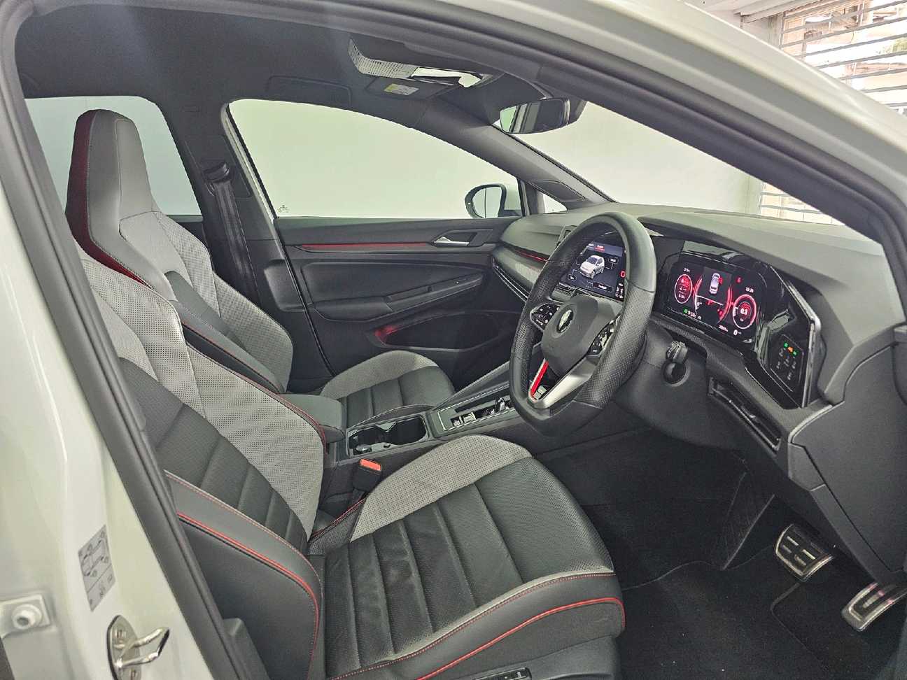 used 2022 Volkswagen Golf GTI 2.0