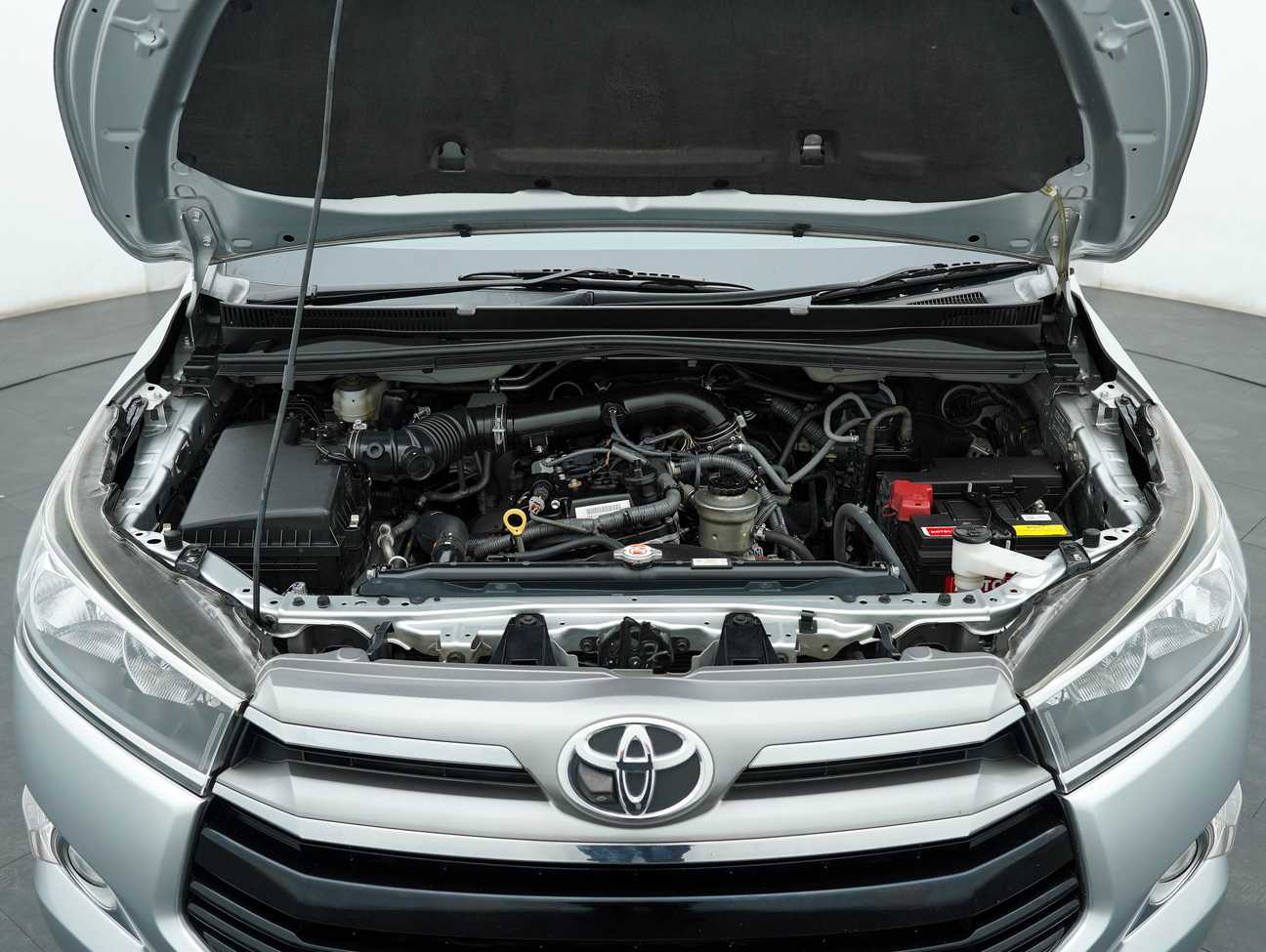 terpakai 2020 Toyota Innova G 2.0