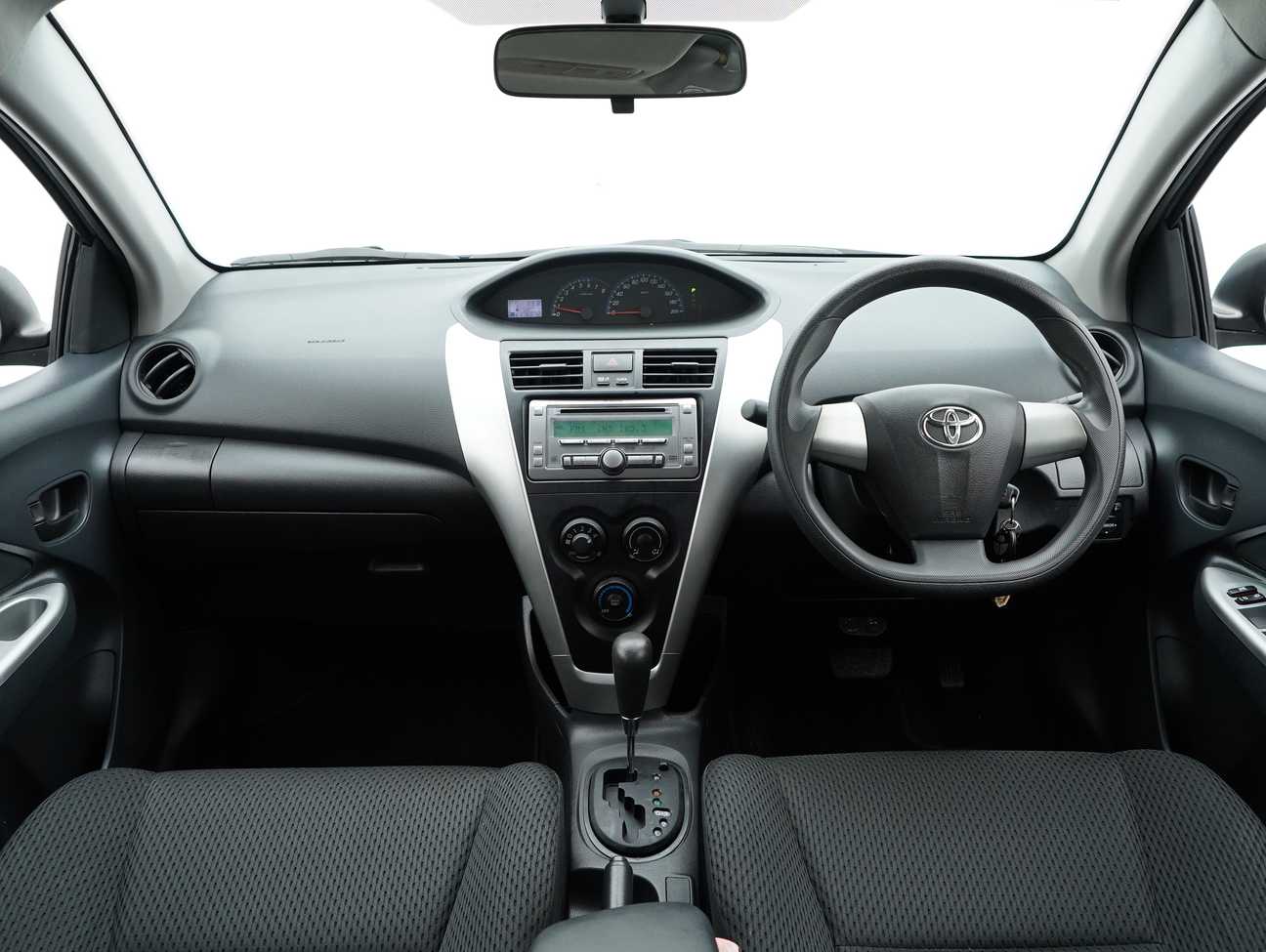 terpakai 2010 Toyota Vios E 1.5