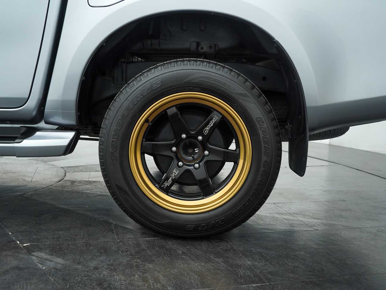 terpakai 2022 Isuzu D-Max Premium Dual Cab 1.9