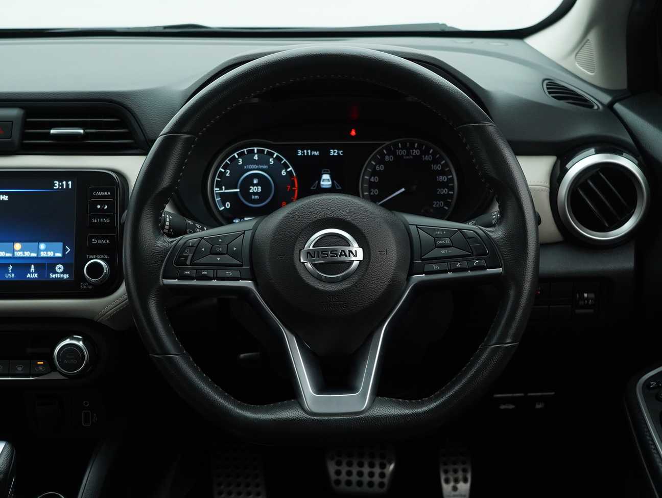 used 2023 Nissan Almera VLT 1.0