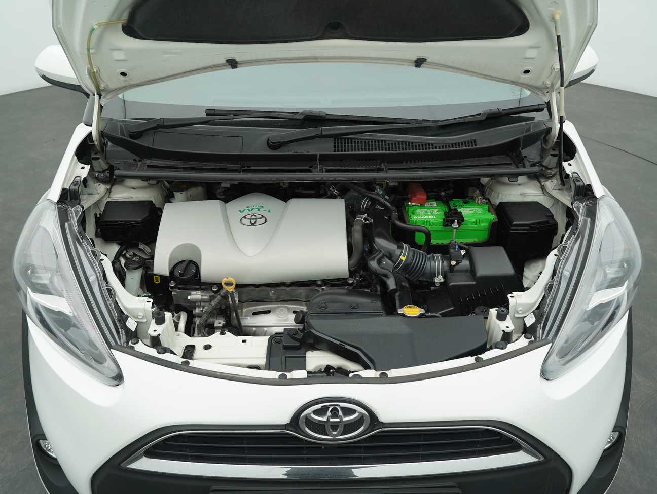 used 2018 Toyota Sienta V 1.5