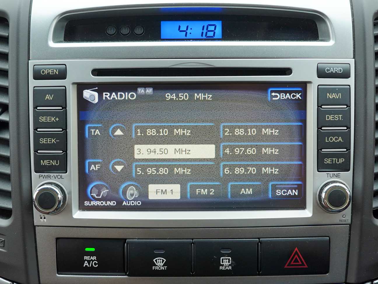 terpakai 2011 Inokom Santa Fe Premium 2.4