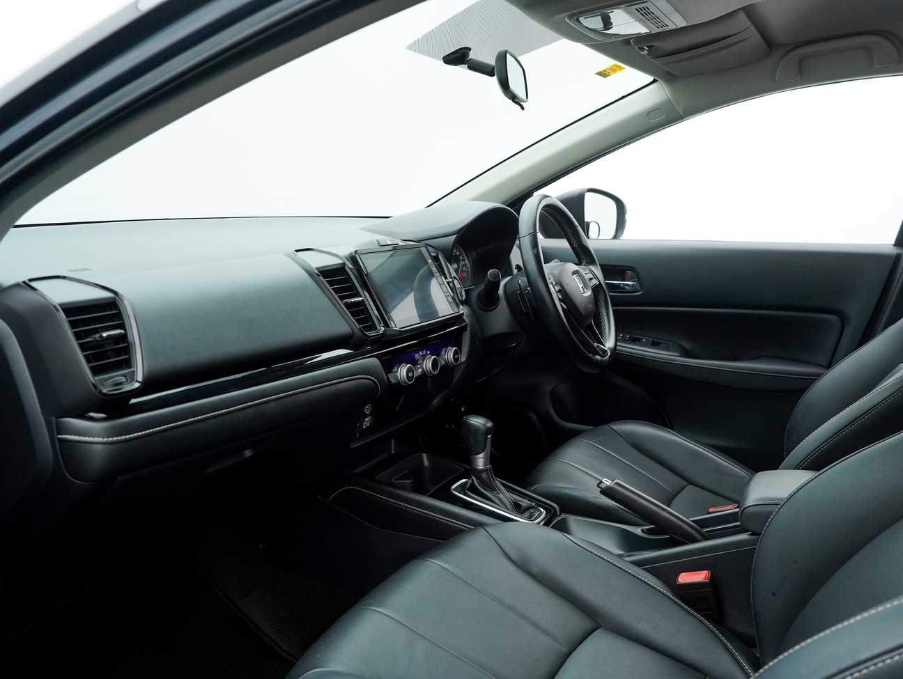 used 2022 Honda City V i-VTEC 1.5