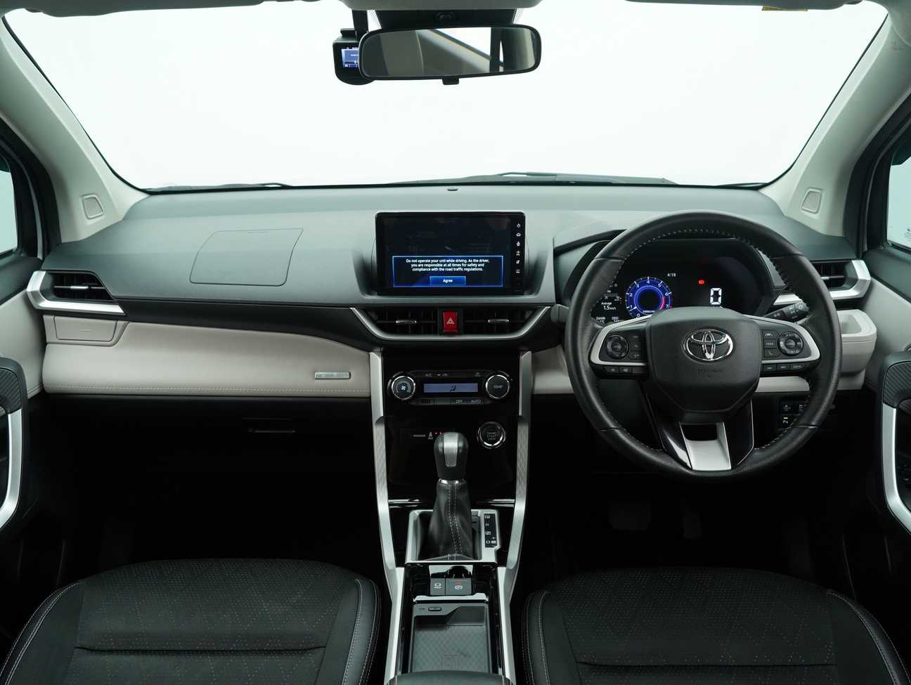 used 2022 Toyota Veloz  1.5