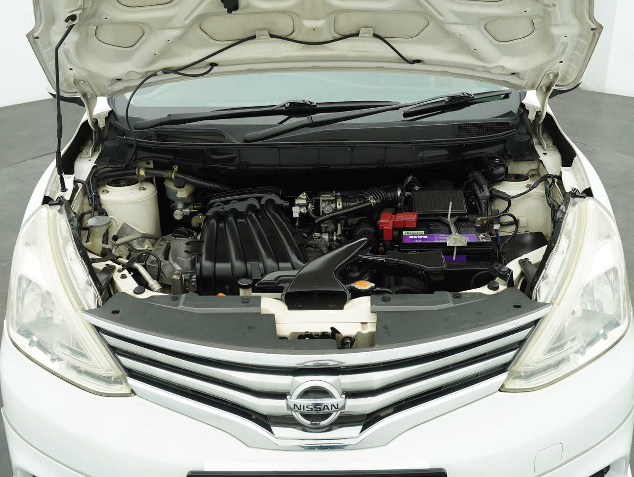 terpakai 2014 Nissan Grand Livina Comfort 1.6