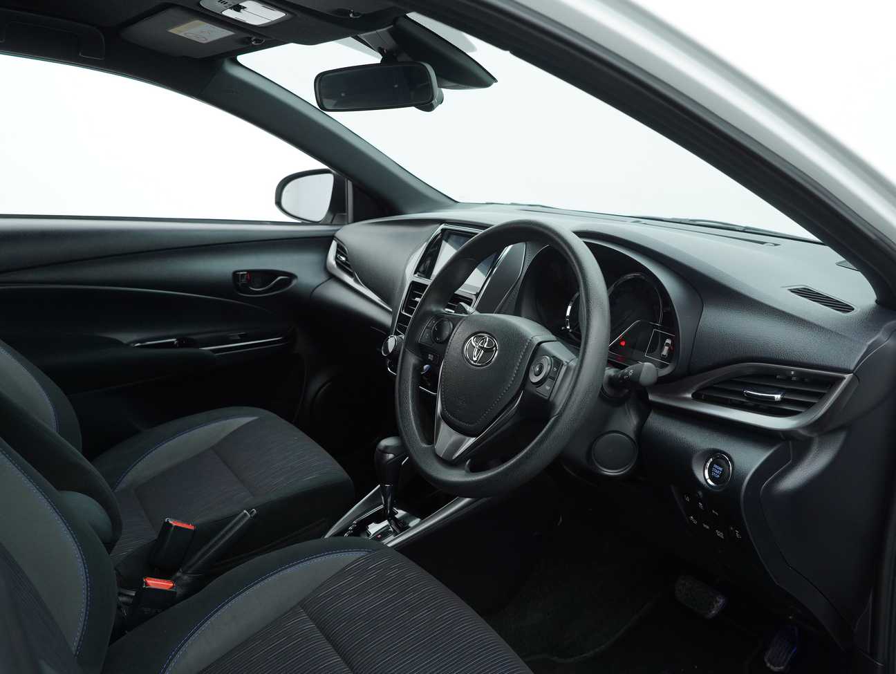terpakai 2021 Toyota Yaris E 1.5