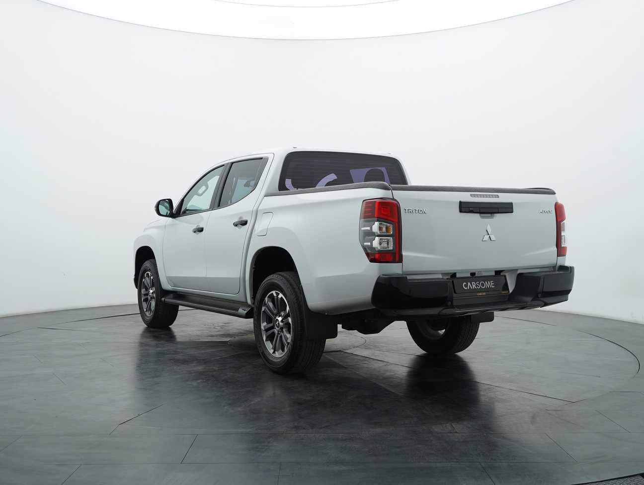 used 2023 Mitsubishi Triton VGT Phantom Dual Cab 4X4 2.4