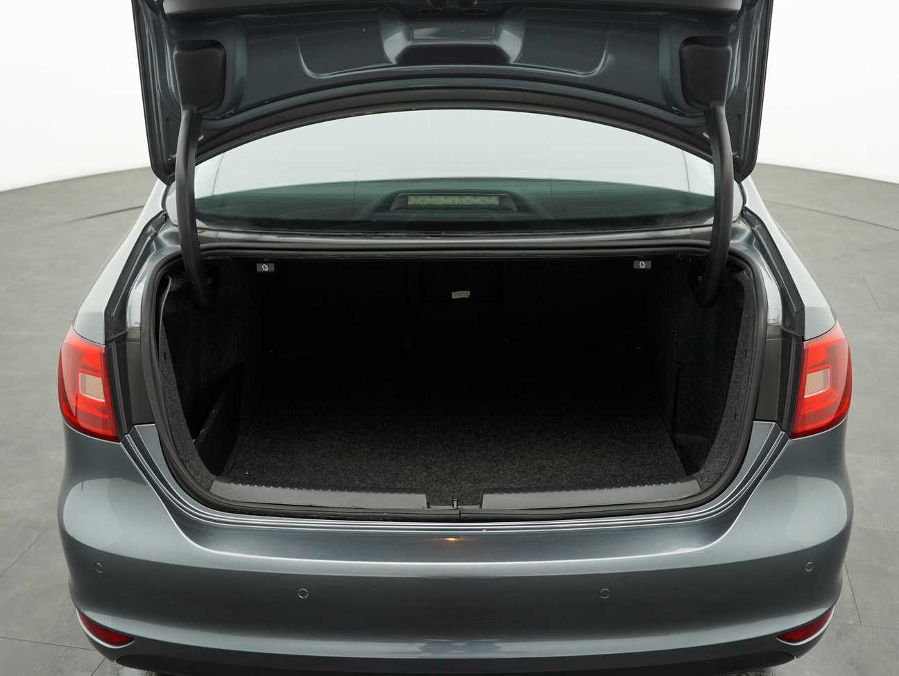 terpakai 2014 Volkswagen Jetta TSI 1.4