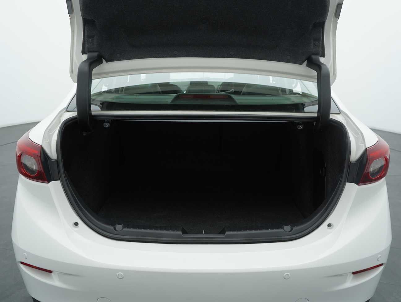 used 2018 Mazda 3 SKYACTIV-G High 2.0