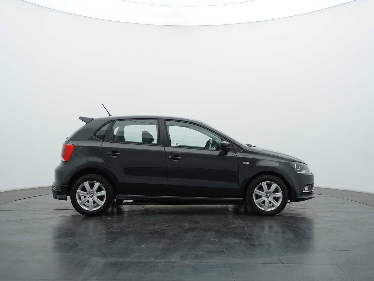 terpakai 2018 Volkswagen Polo Comfortline 1.6