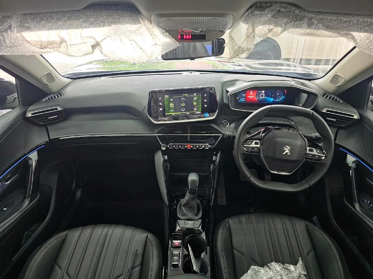 used 2025 Peugeot 2008 Allure 1.2