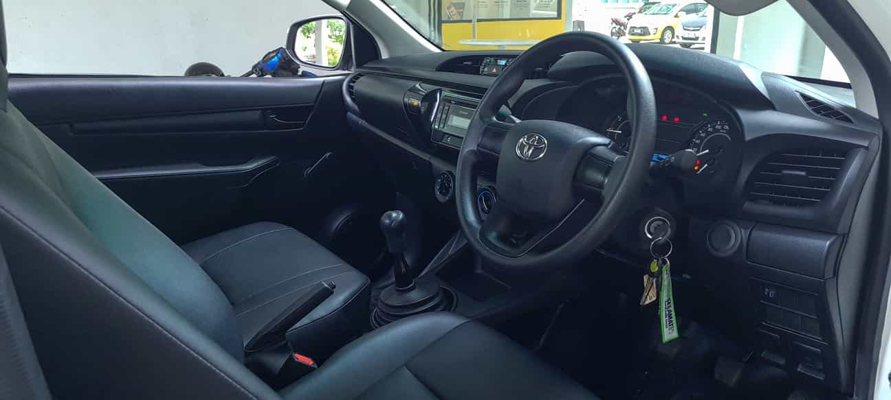 used 2019 Toyota HILUX SINGLE CAB 4X4 2.4