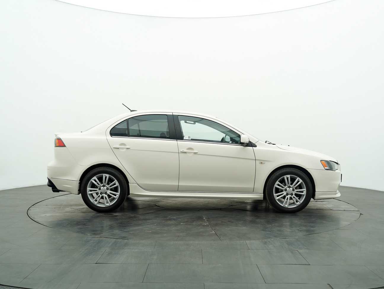 used 2013 Proton Inspira Premium 2.0