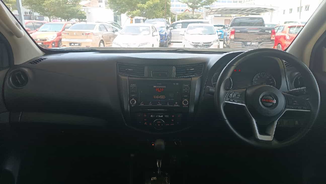 terpakai 2021 Nissan Navara PRO-4X Dual Cab 2.5