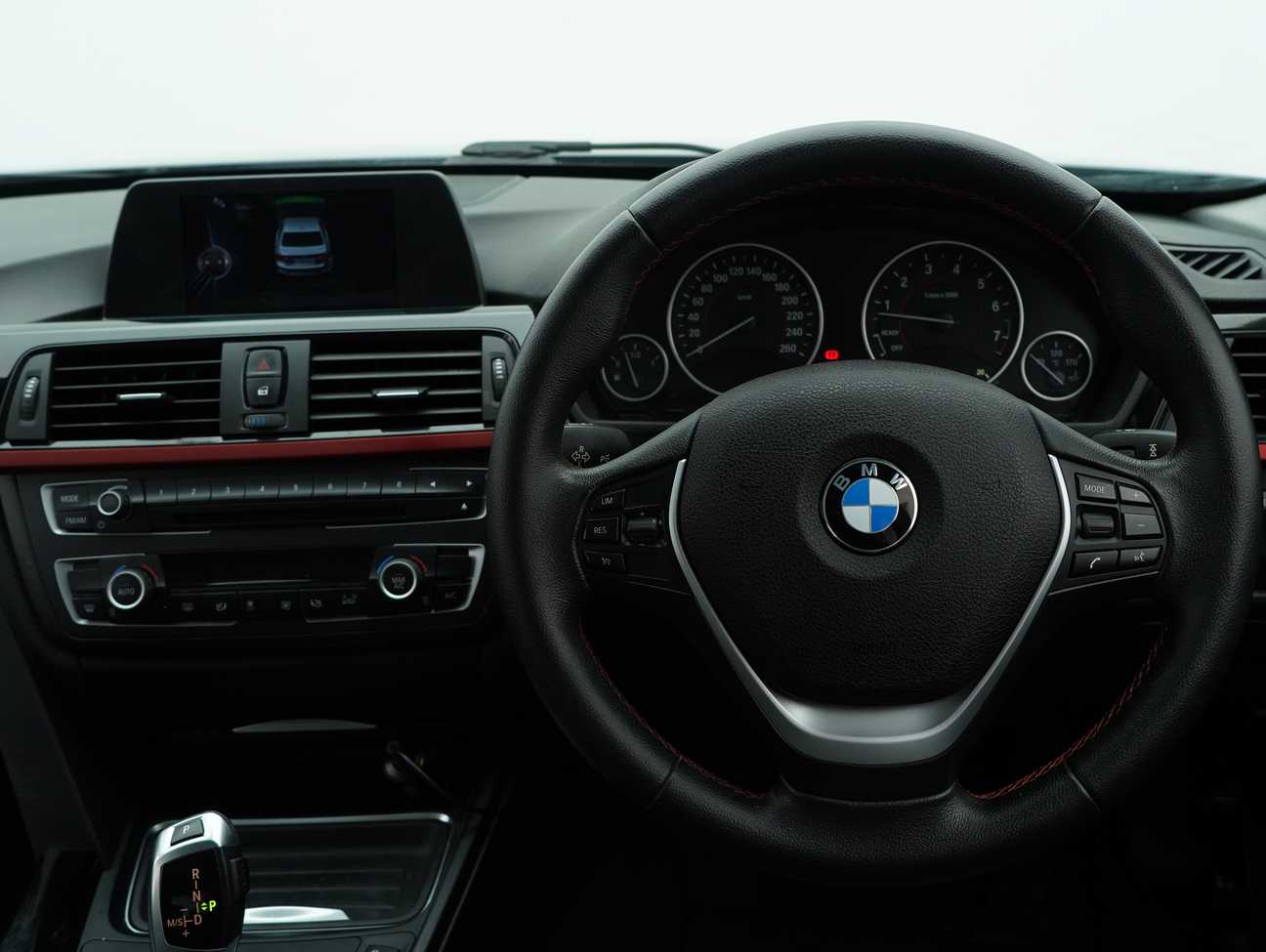 used 2015 BMW 320i Sport Line 2.0