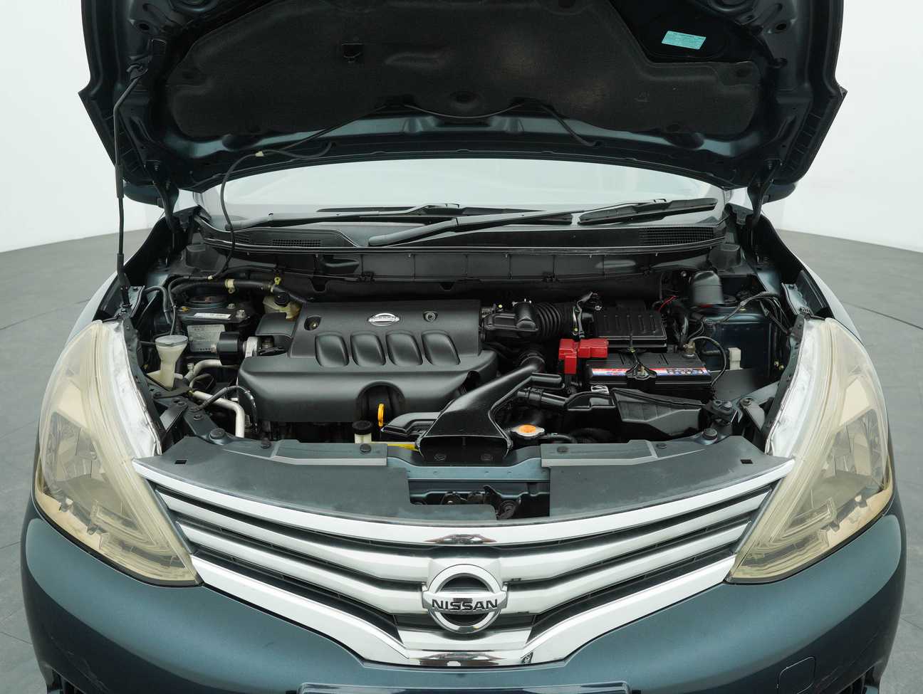 used 2013 Nissan Grand Livina Comfort 1.8