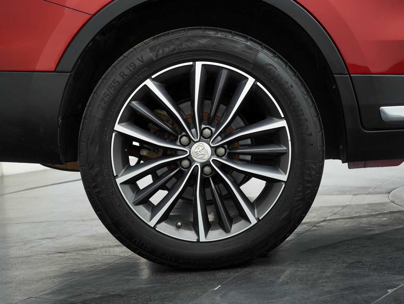 used 2019 Proton X70 Premium 1.8