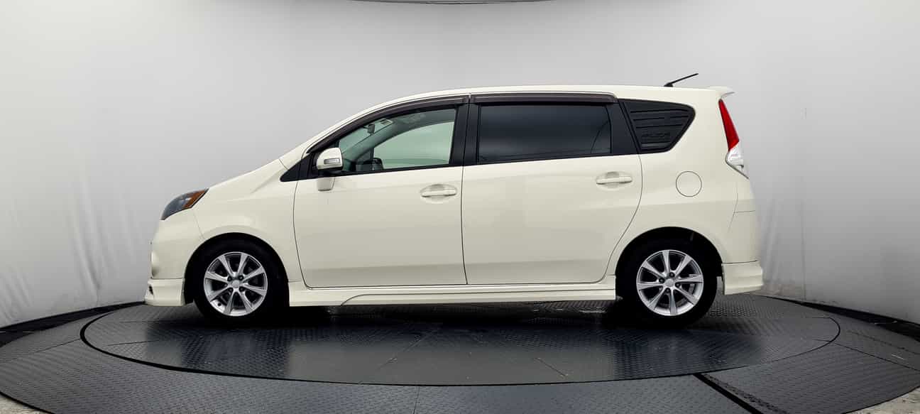 terpakai 2013 Perodua ALZA EZI 1.5