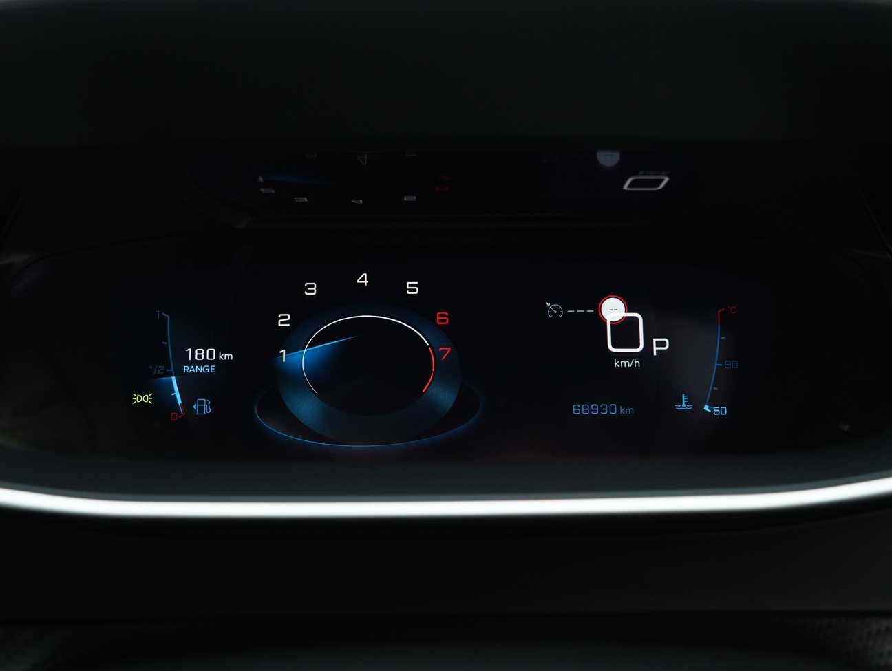 used 2022 Peugeot 2008 Allure 1.2