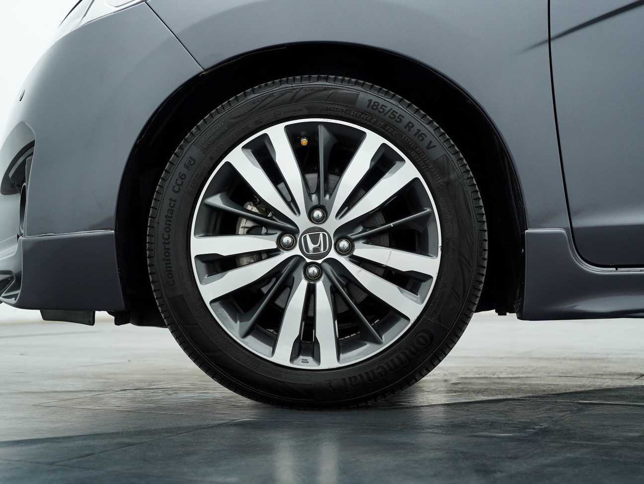 used 2016 Honda Jazz V 1.5