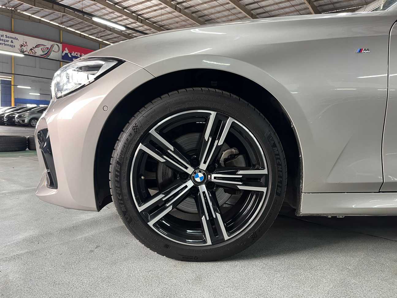 used 2022 BMW 330Li M Sport 2.0