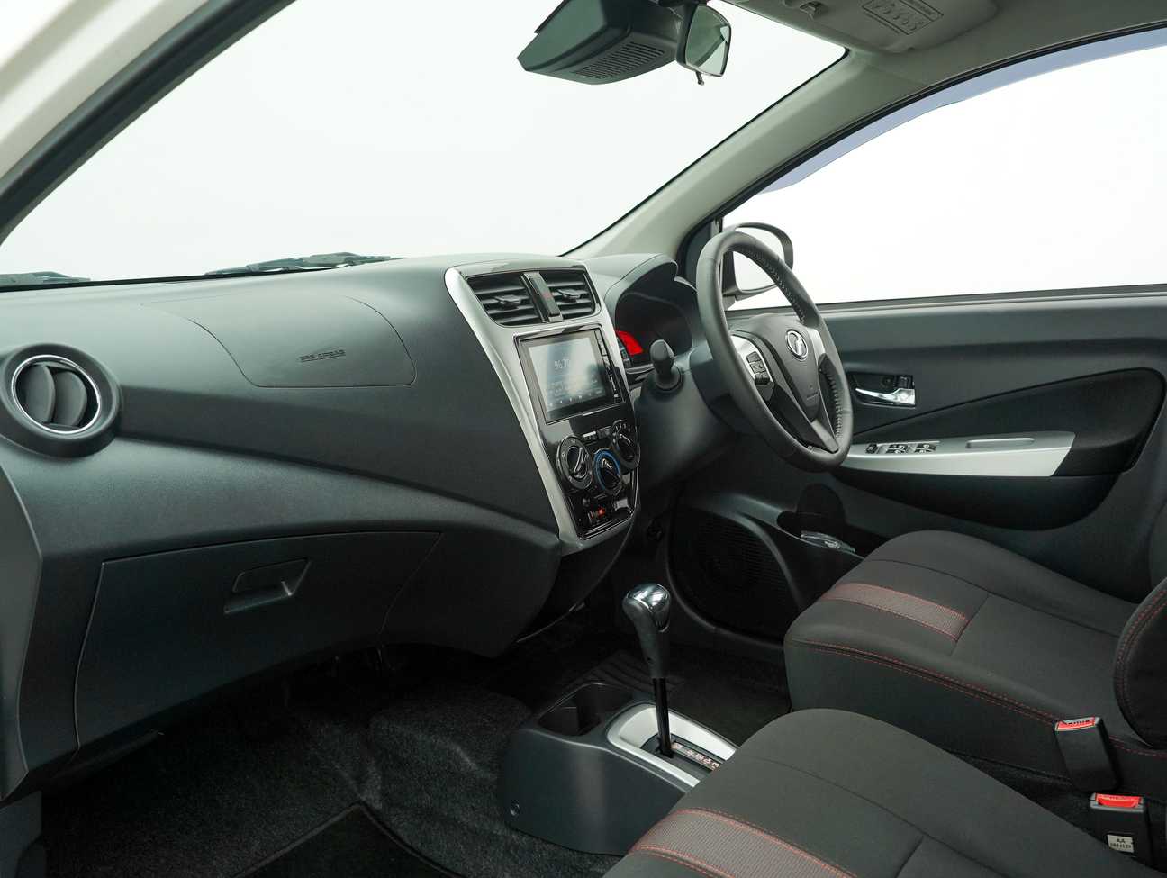 terpakai 2022 Perodua AXIA Advance 1.0