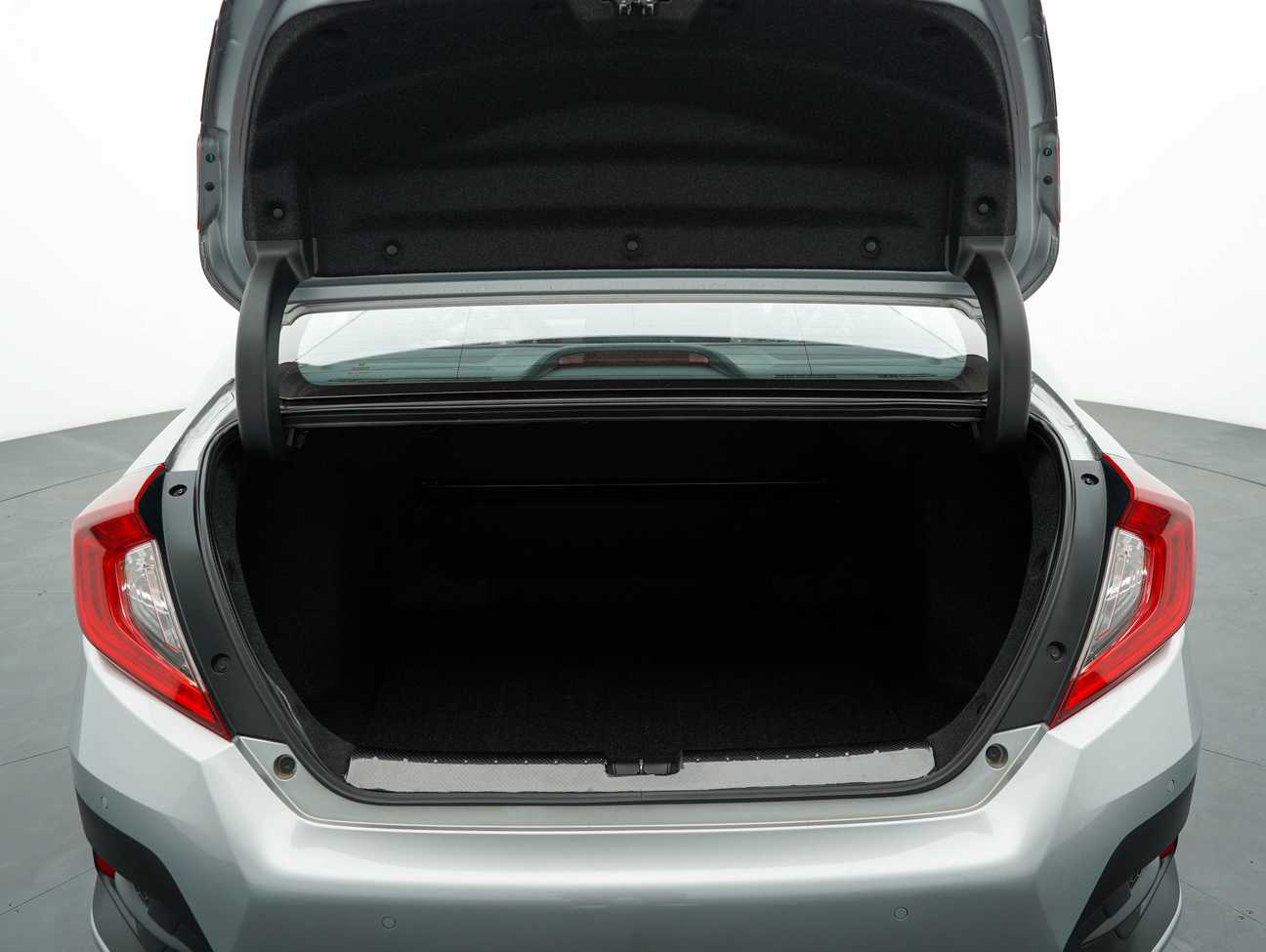 terpakai 2018 Honda CIVIC I-VTEC 1.8