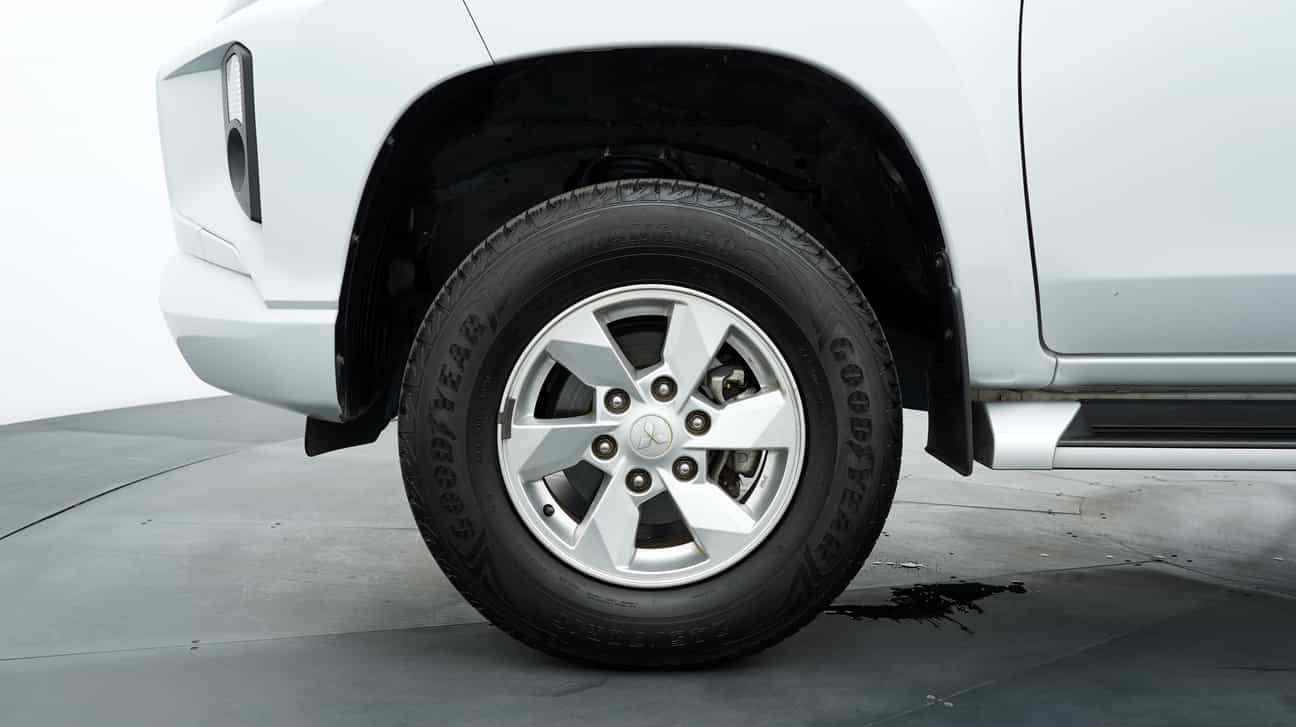 used 2020 Mitsubishi TRITON VGT 2.4