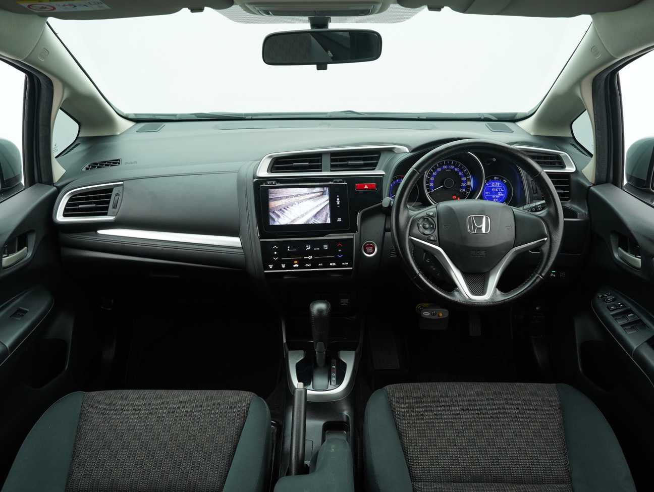 used 2016 Honda Jazz V 1.5
