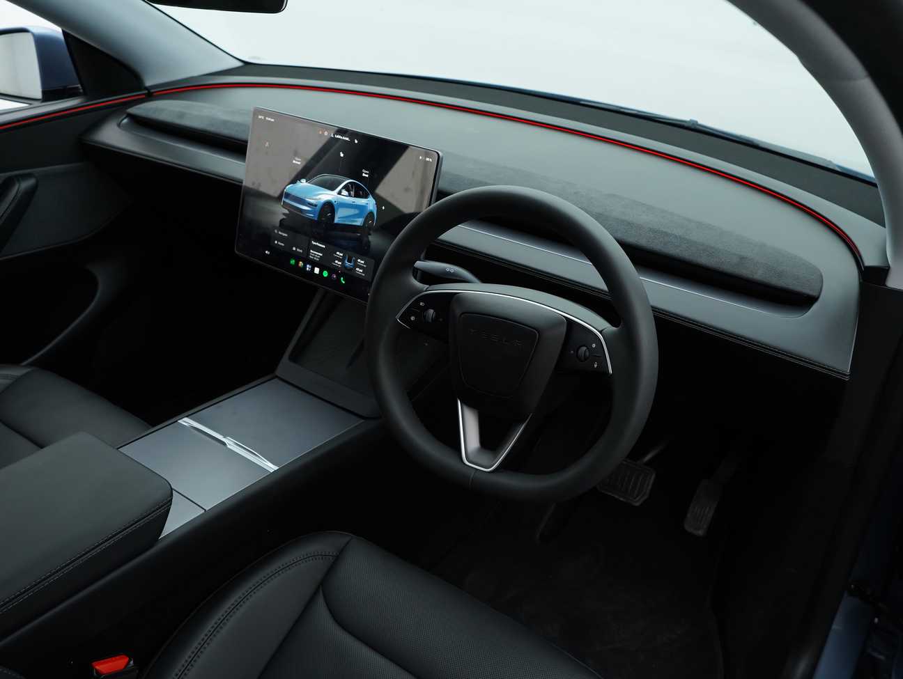 used 2025 Tesla Model Y Standard Range 