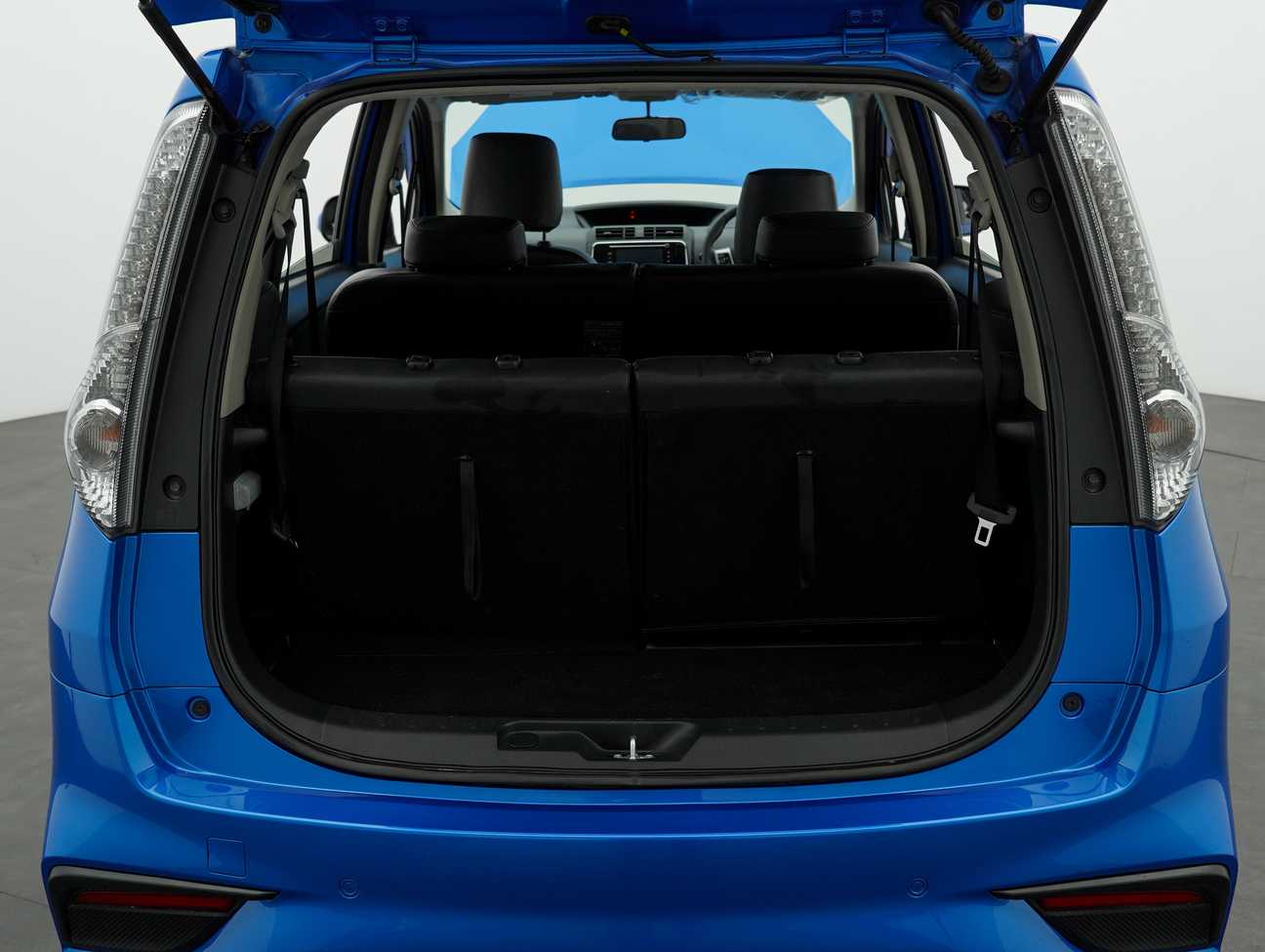 terpakai 2021 Perodua Alza Advance 1.5