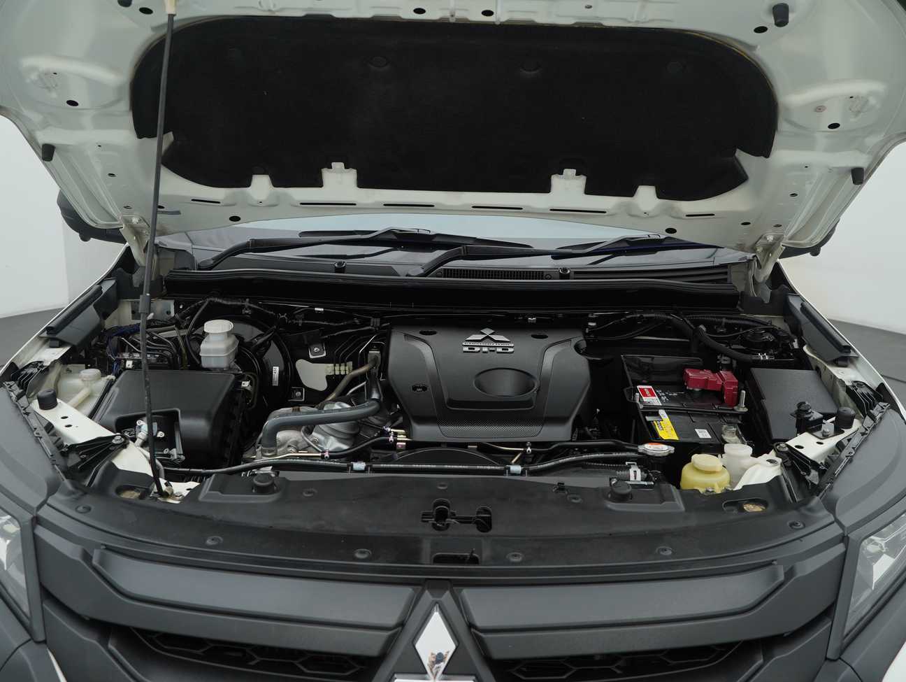 used 2022 Mitsubishi Triton VGT Dual Cab 4X4 2.4