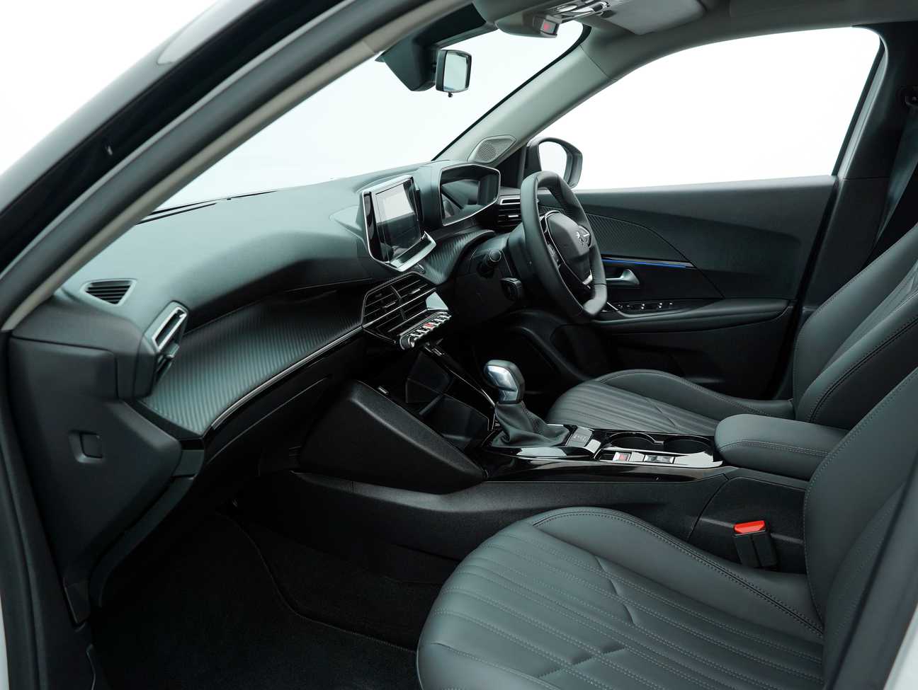 used 2022 Peugeot 2008 Allure 1.2