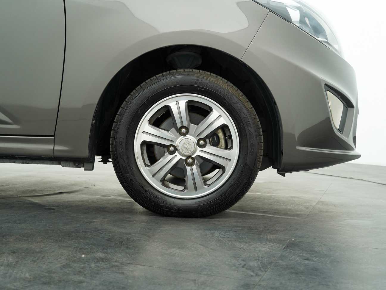 used 2016 Proton Iriz Standard 1.3