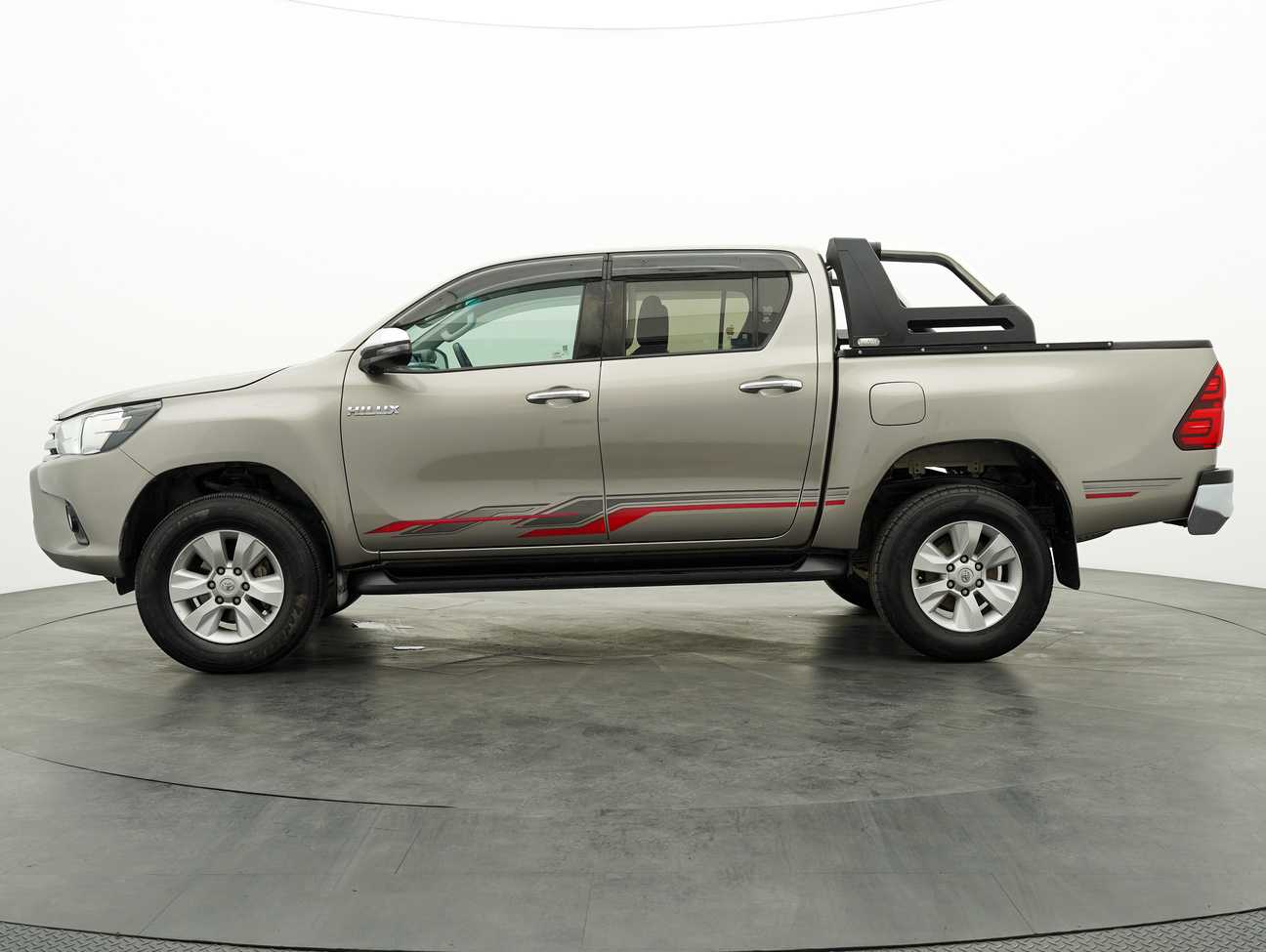used 2020 Toyota Hilux G Dual Cab 2.4