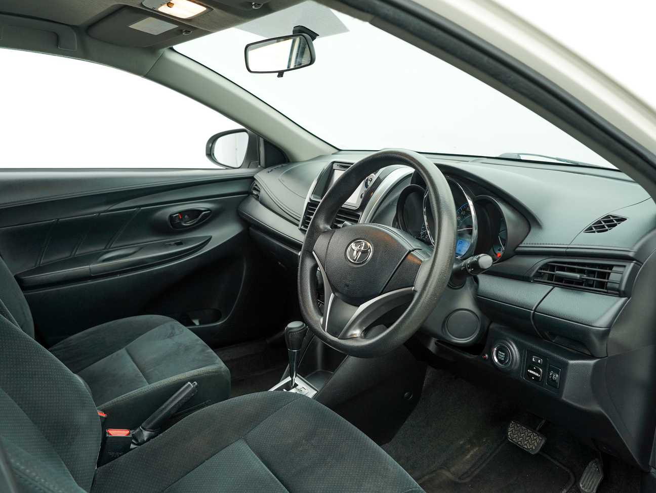 used 2015 Toyota Vios J 1.5