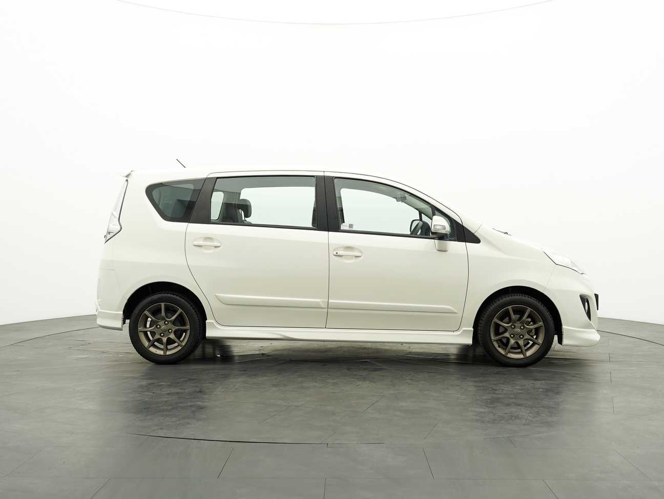 used 2015 Perodua Alza Advance 1.5