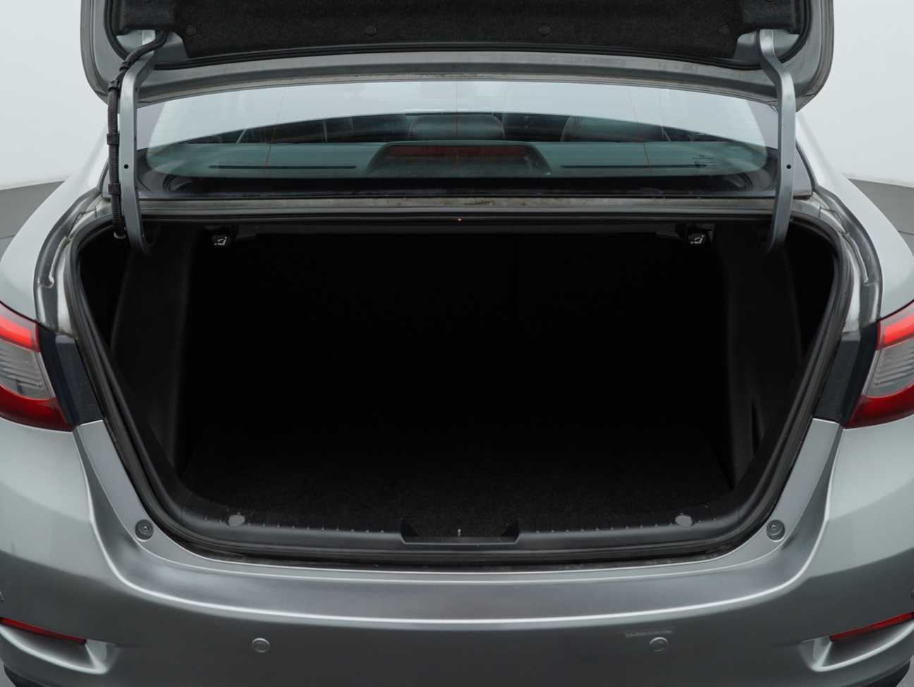 terpakai 2015 Mazda 2 SKYACTIV-G 1.5