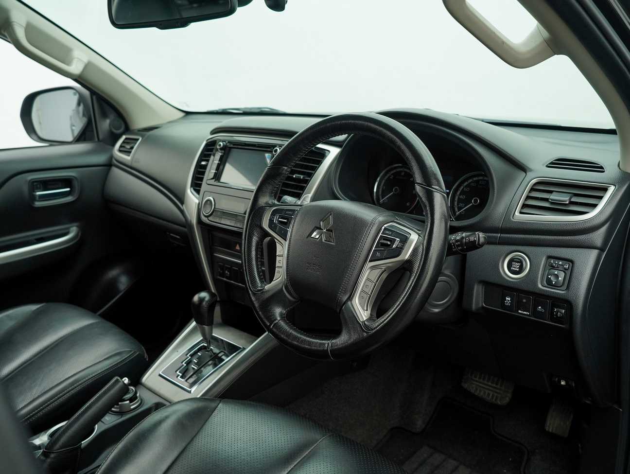 used 2018 Mitsubishi Triton VGT Adventure X Dual Cab 4X4 2.4