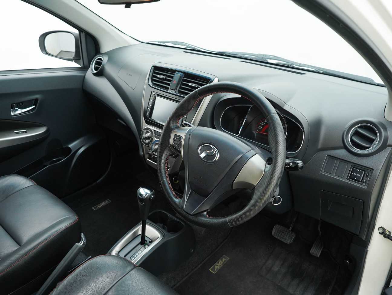 terpakai 2014 Perodua AXIA Advance 1.0