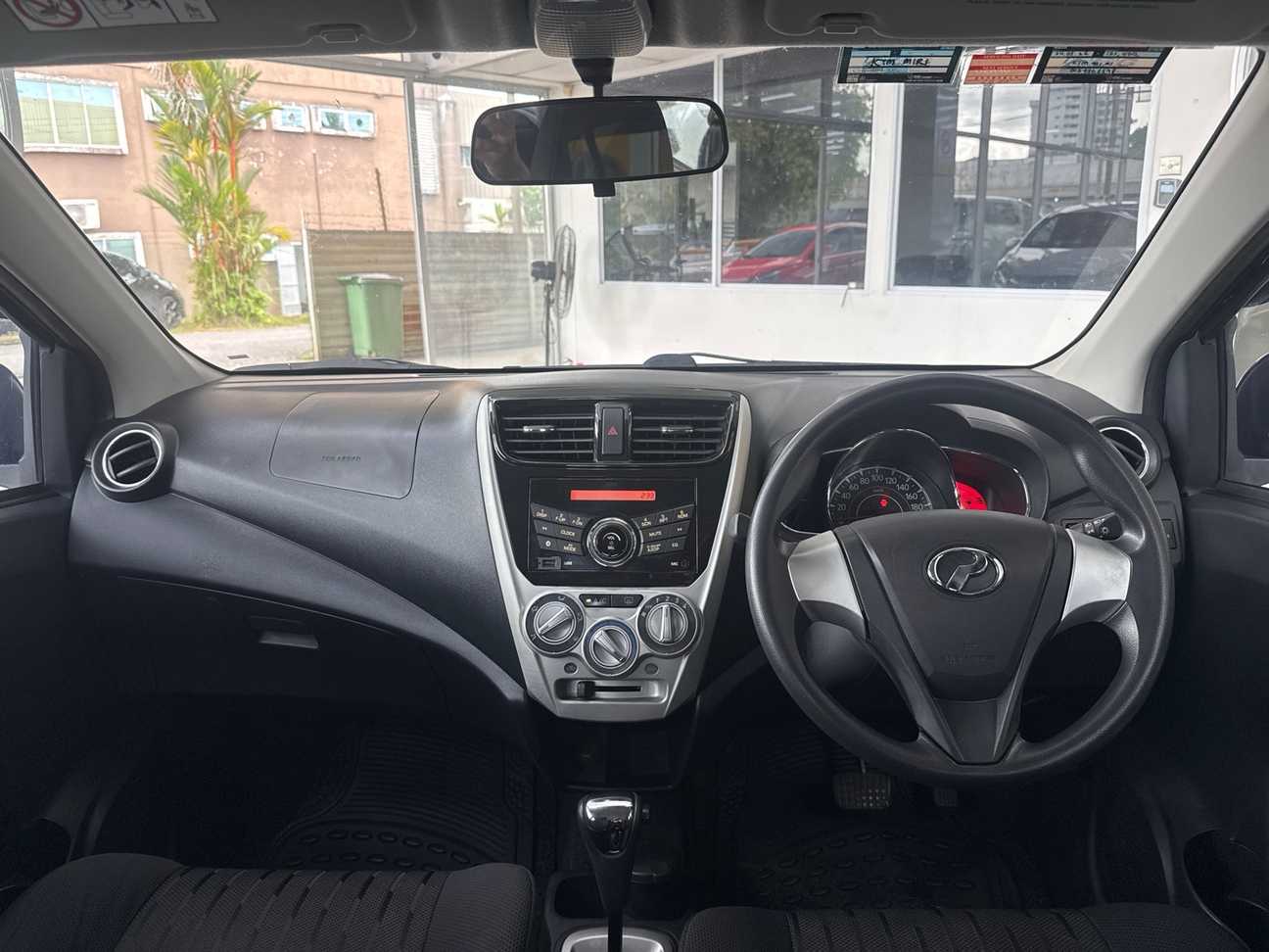 terpakai 2017 Perodua AXIA SE 1.0