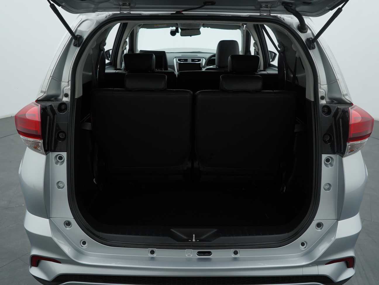 terpakai 2019 Perodua Aruz AV 1.5