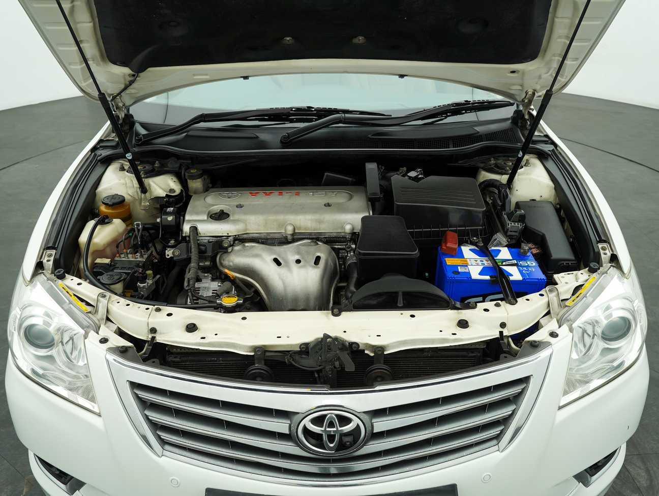 used 2011 Toyota Camry V 2.4