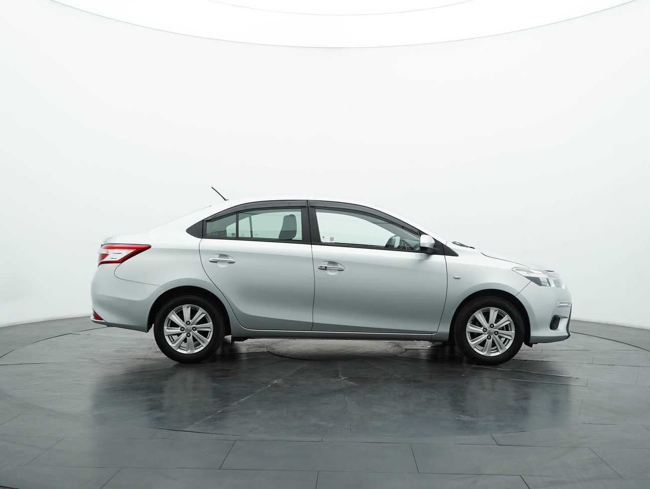 terpakai 2016 Toyota Vios J 1.5