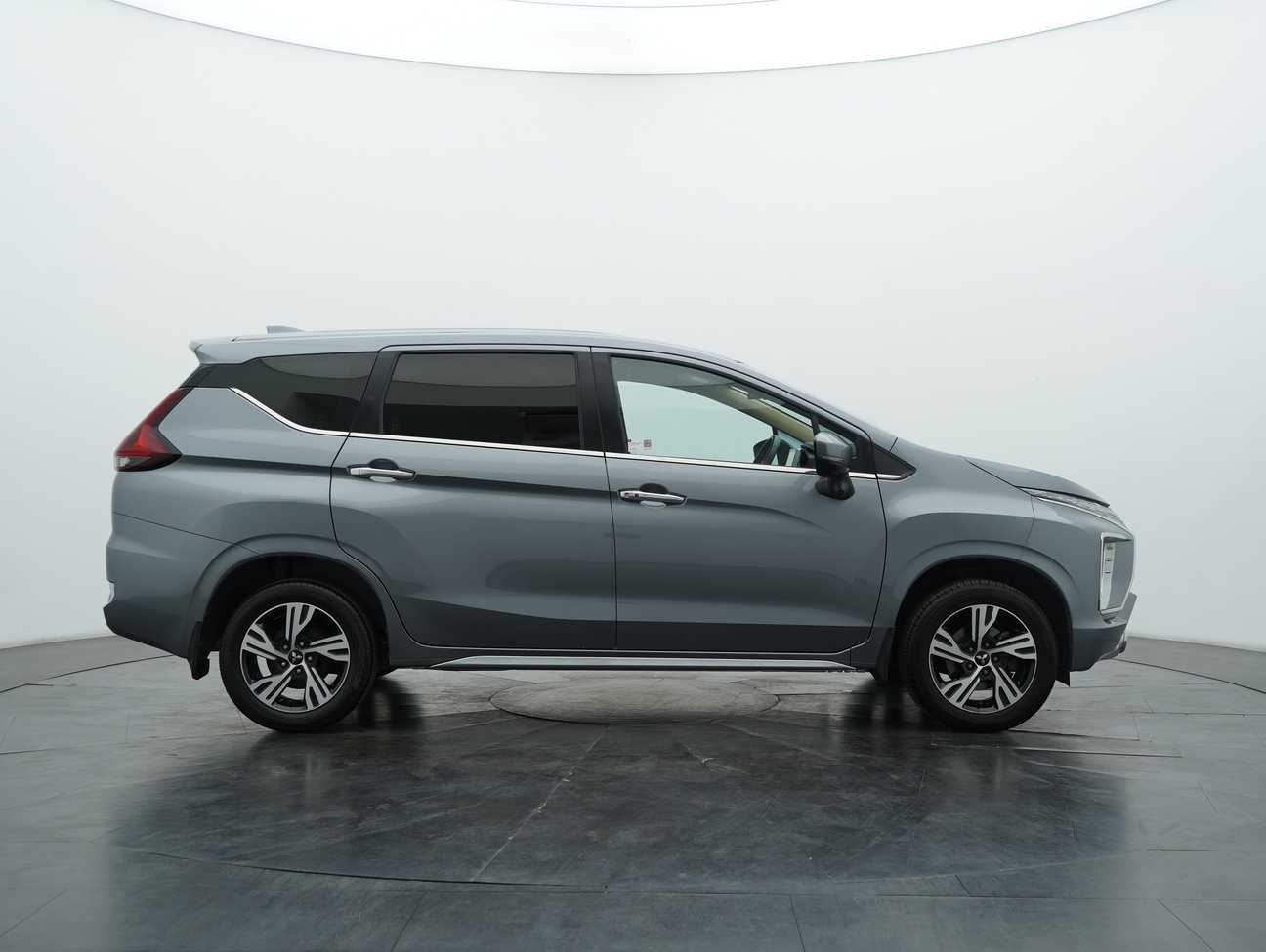 used 2021 Mitsubishi Xpander  1.5
