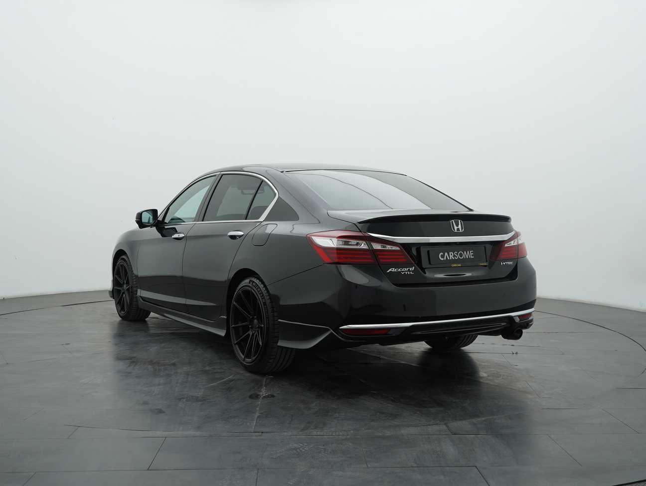 used 2016 Honda Accord VTi-L 2.0